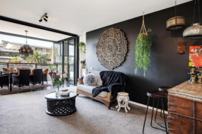 Balinese Charm meets Resort Living in Inner Sydney, Sydney